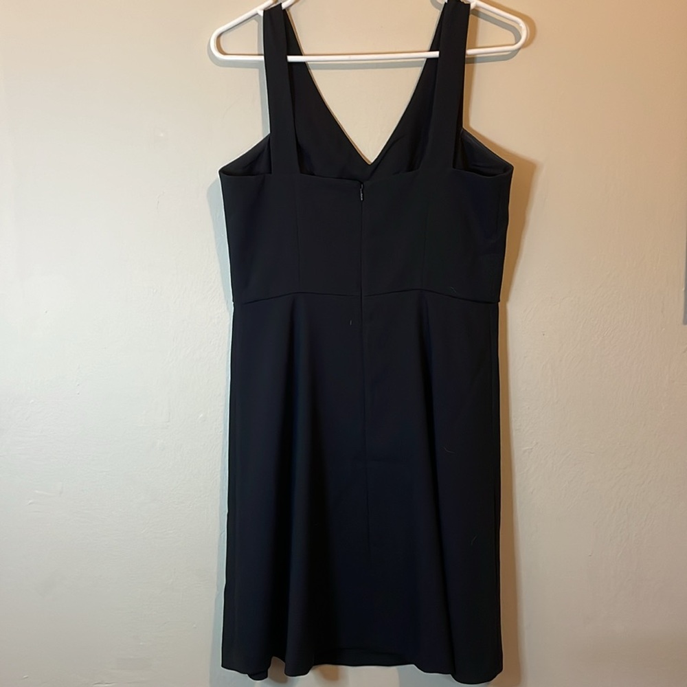 Loft dress. Black v-neck with square back. Size 4. - Picture 5 of 5